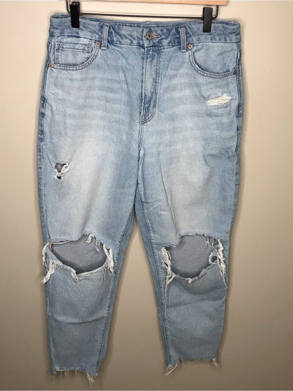 American Eagle Outfitters Curvy Mom Jeans Womens Size 12